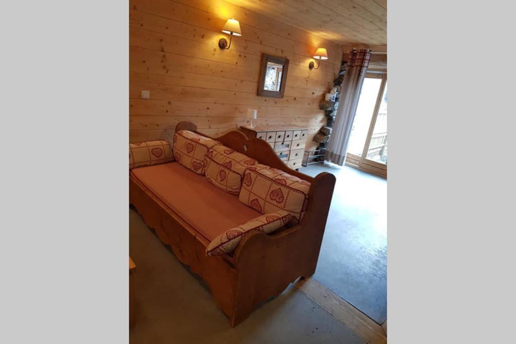 Chalet A La Montagne 10 Places 4 Chambres บอนเนวัล-ซัวร์-อาร์ค ภายนอก รูปภาพ